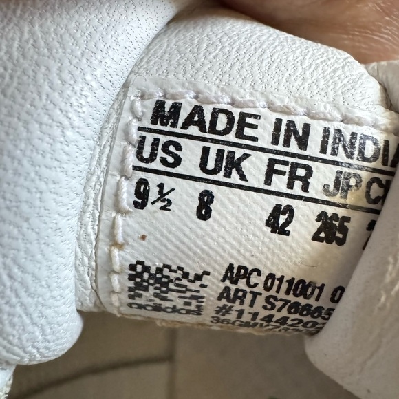 Adidas Stan Smith Sneakers 9.5 men/ 11.5 women - Picture 4 of 5